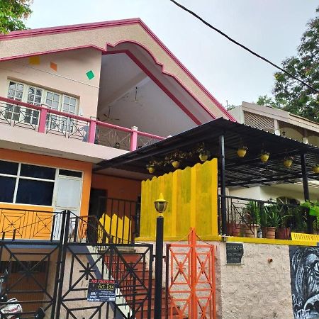 Hackerpacker Backpackers Hostelバンガロール エクステリア 写真